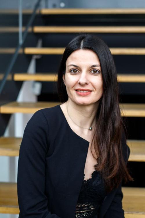 cassandra priour safimeex